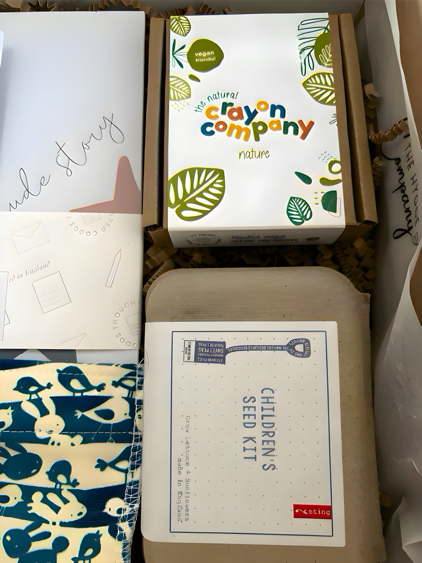 Kids’ Hygge Gift Box – Joyful, Eco-Friendly Treasures for Little Explorers
