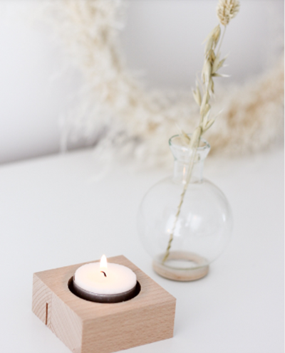 "Hold It" Multifunctional Holder – A Beautiful Display for Flowers, Candles, Photos, and More